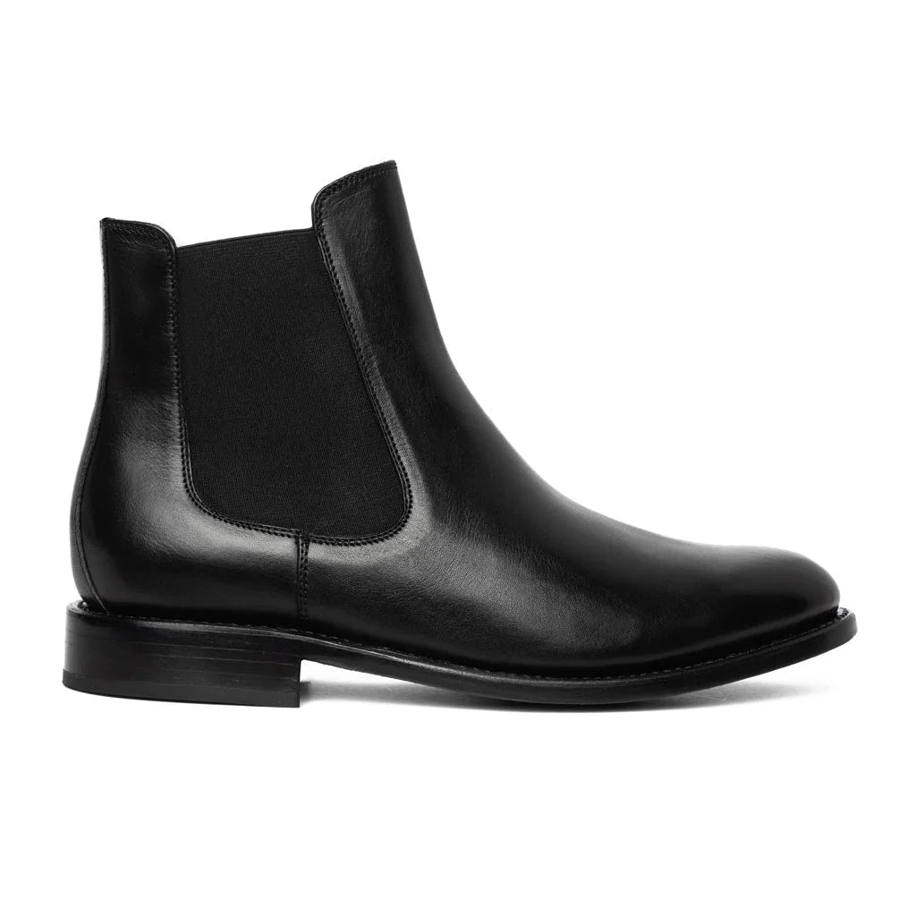 Black Chelsea Boots